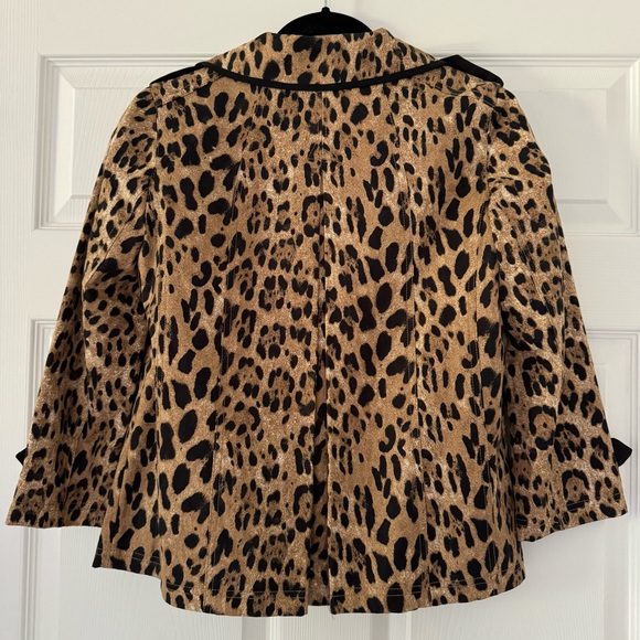 White House Black Market Leopard Print Jacket - Size 2 - Picture 3 of 12